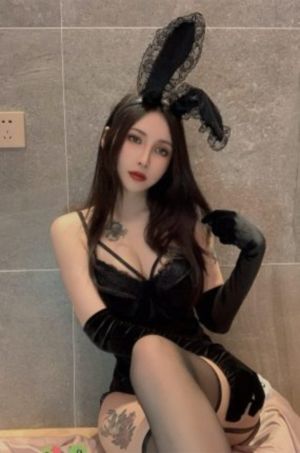 自拍偷拍国内_高清完整版观看