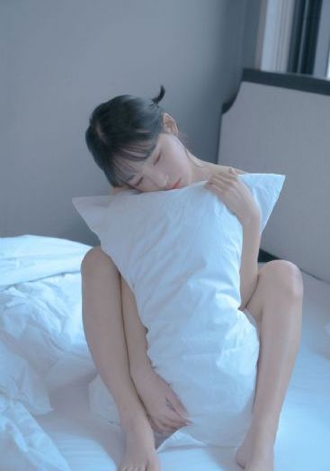 一个人的视频在线免费观看_DVDHD高清在线观看