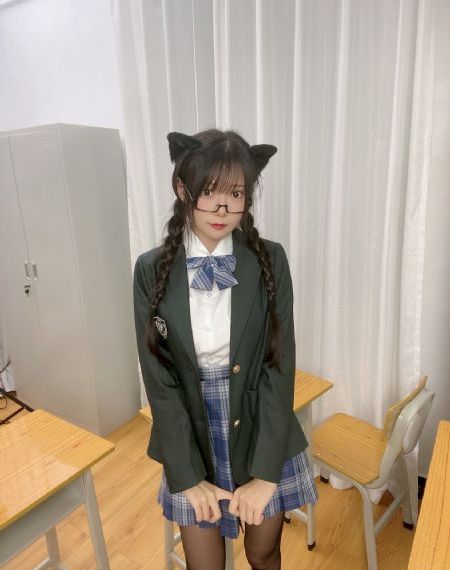 日本老头玩弄年轻少妇在线观看_电视剧完整版在线观看