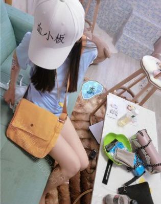 亚洲12色吧_1080P迅雷电影在线
